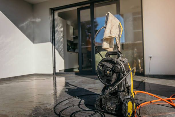 Best Animal Enclosure Cleaning  in Vancouver, WA